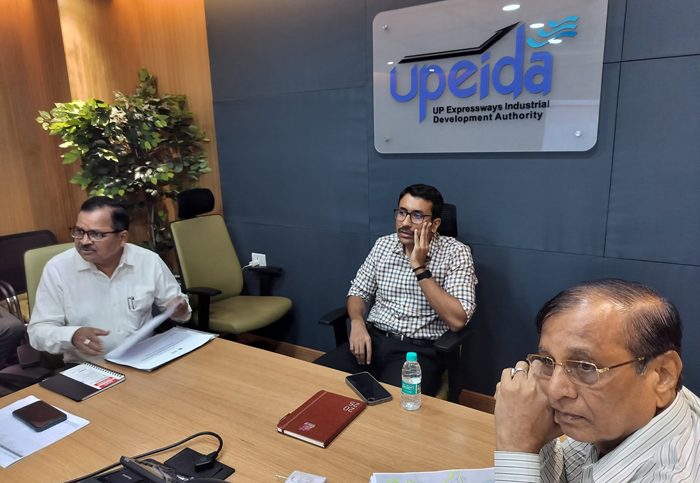 UPDA ACEO Shashank Chaudhary chairs meeting